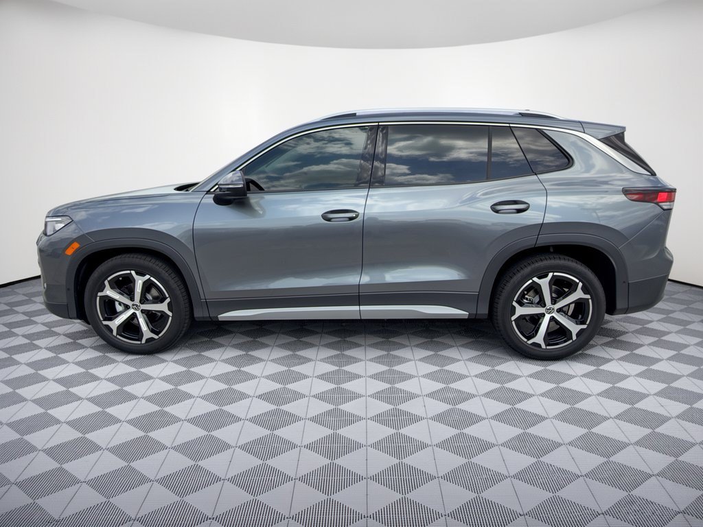 New 2026 Volkswagen Tiguan SE SUV