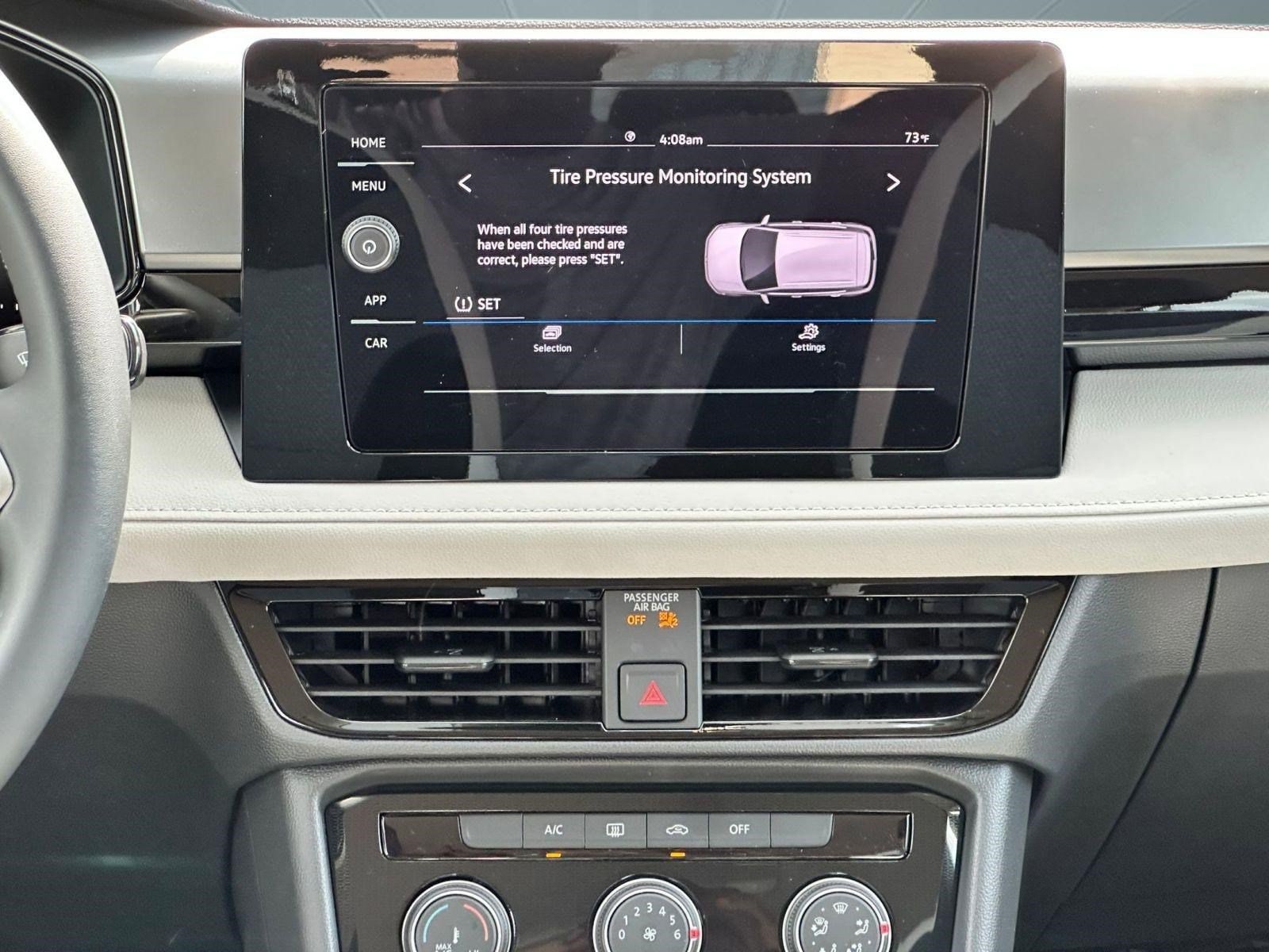 2025 Volkswagen Taos S - Photo 22