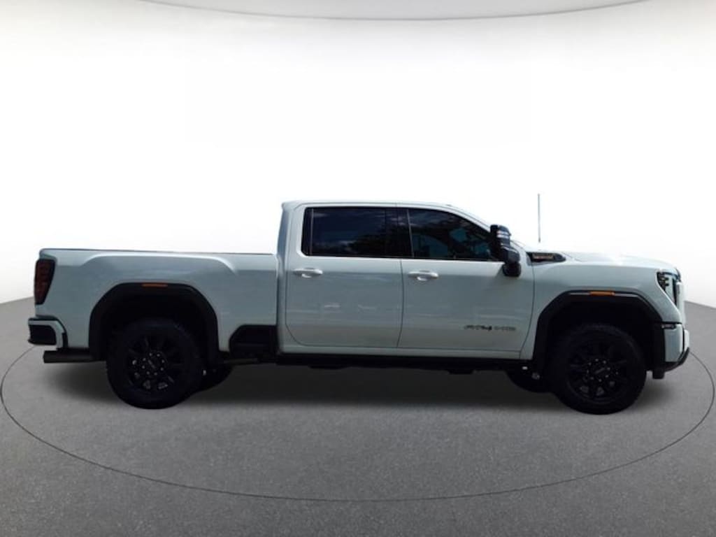 Used 2024 GMC Sierra 2500 HD AT4 4WD Truck Crew Cab