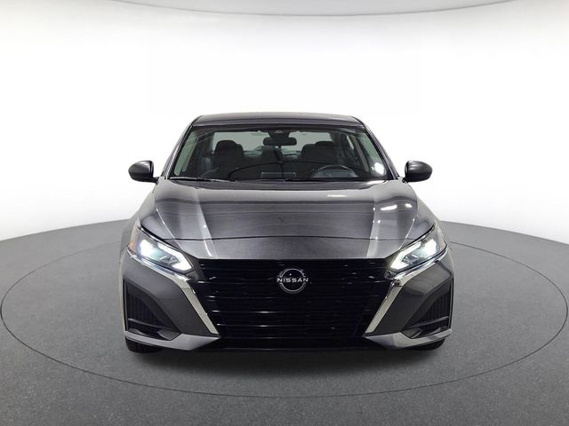 Used 2024 Nissan Altima SV with VIN 1N4BL4DV8RN319018 for sale in O'Fallon, MO