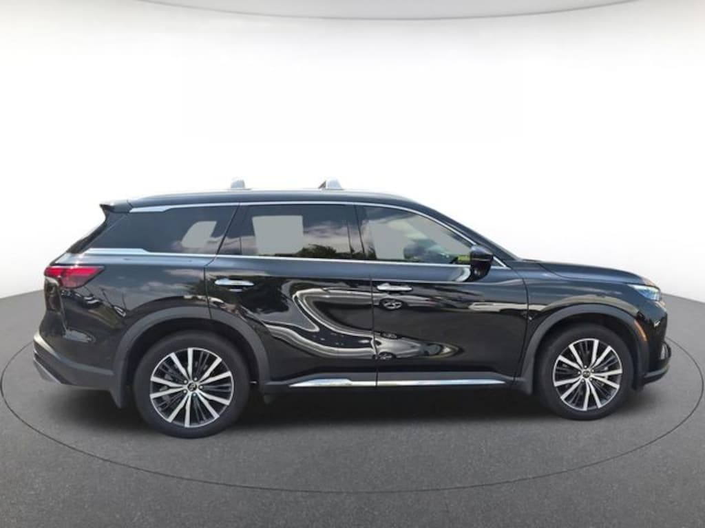 Used 2025 INFINITI QX60 Sensory AWD SUV
