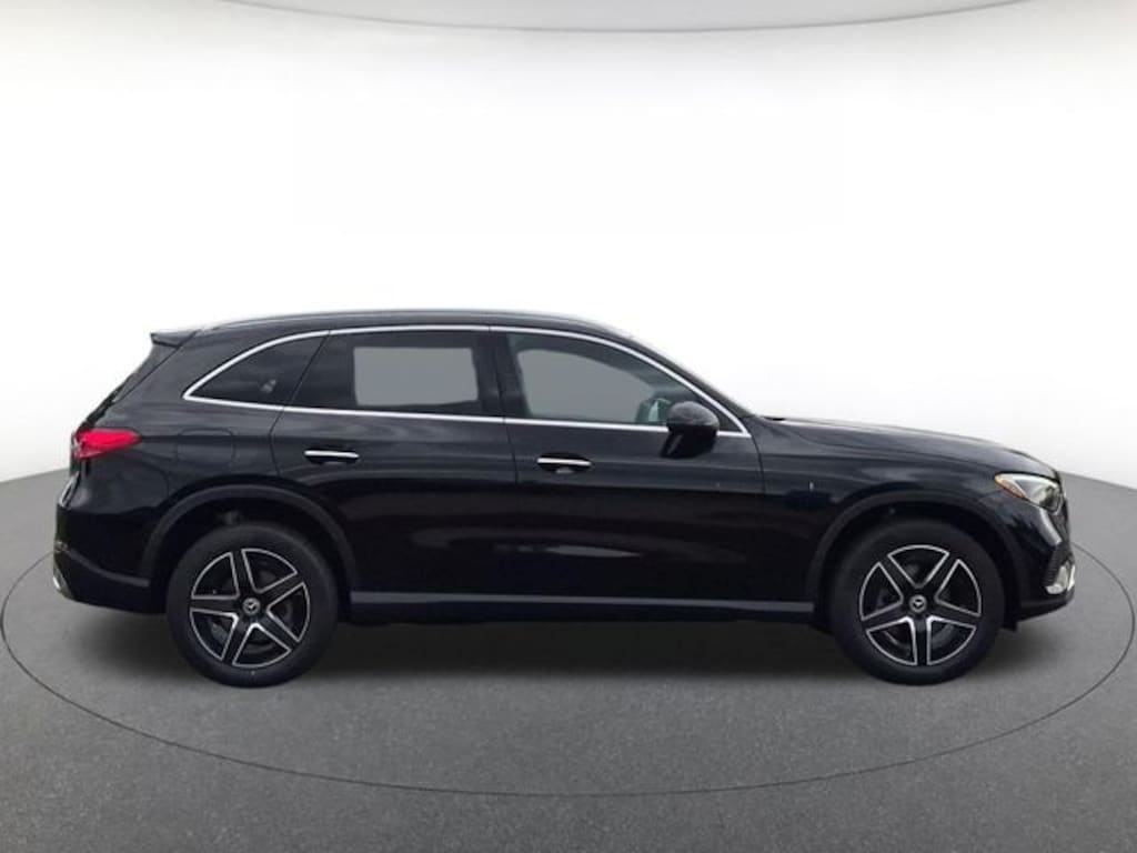 New 2026 Mercedes-Benz GLC 4MATIC SUV