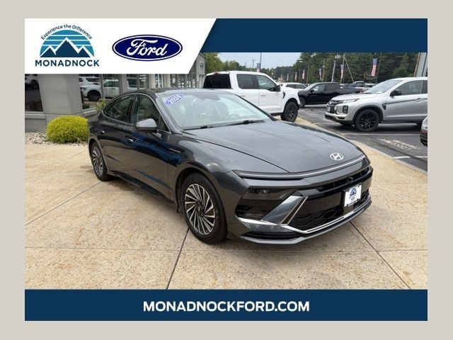 2024 Hyundai Sonata Hybrid