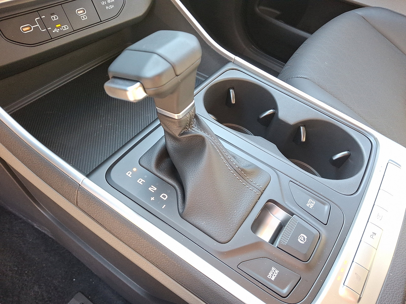 2026 Kia Carnival LXS - Photo 8