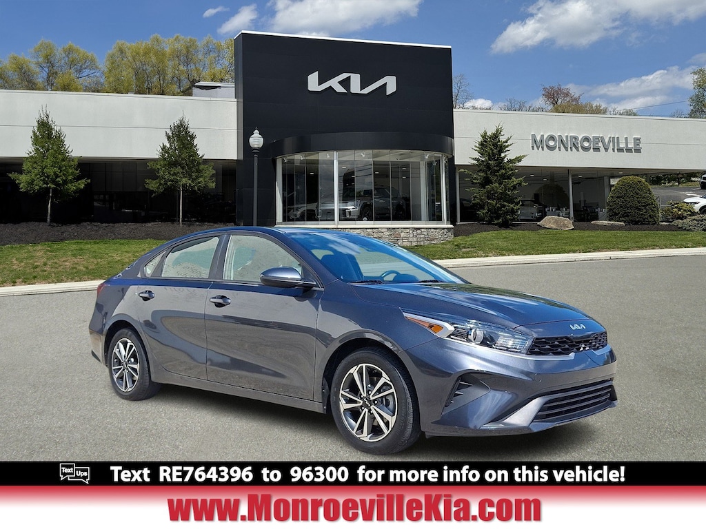 Certified 2024 Kia Forte LXS LXS IVT