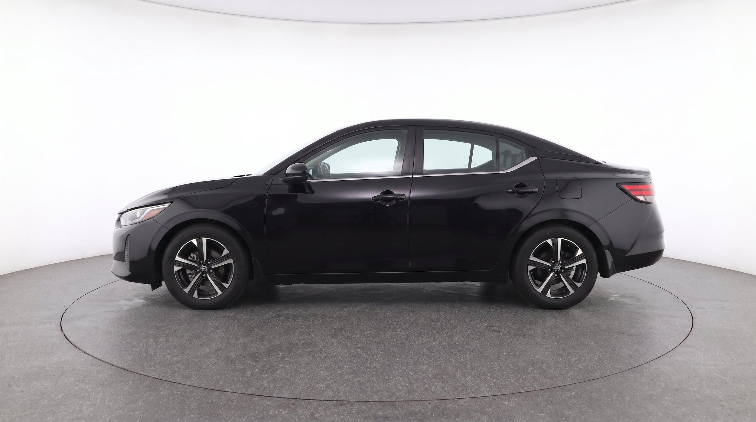 Thumbnail: 2025 Nissan Sentra - 5