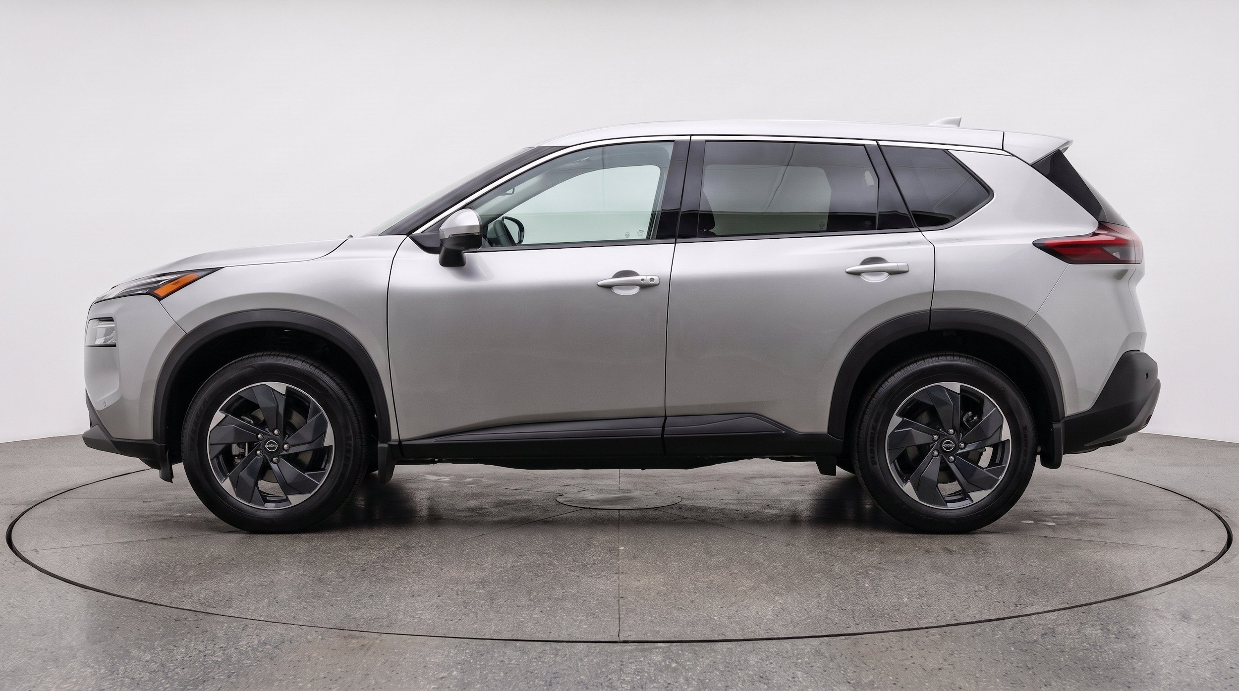 Thumbnail: 2025 Nissan Rogue - 5