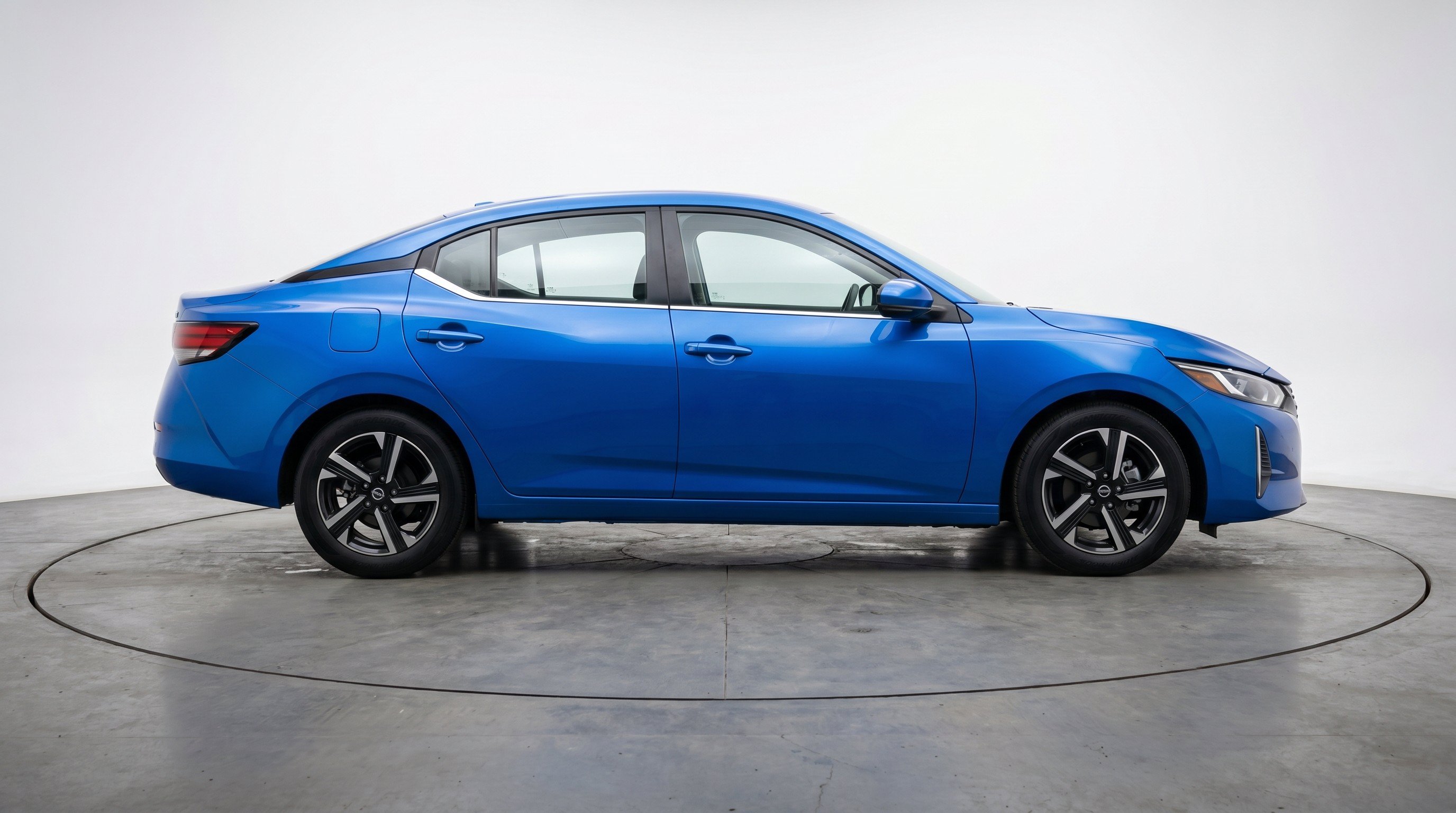 Thumbnail: 2025 Nissan Sentra - 11