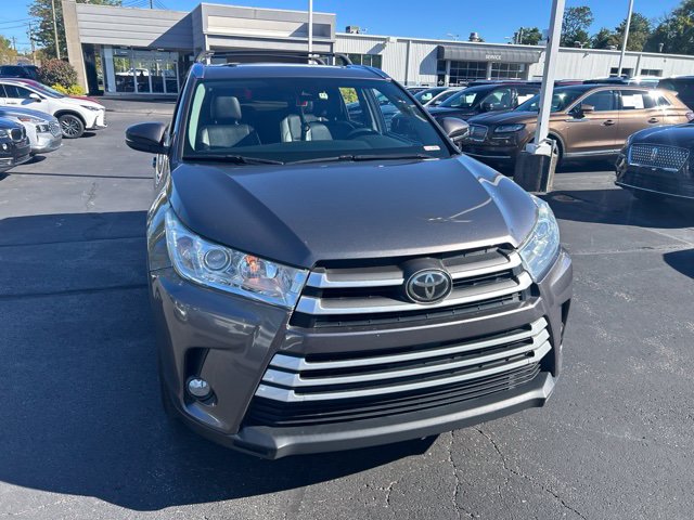 Used 2017 Toyota Highlander SUV