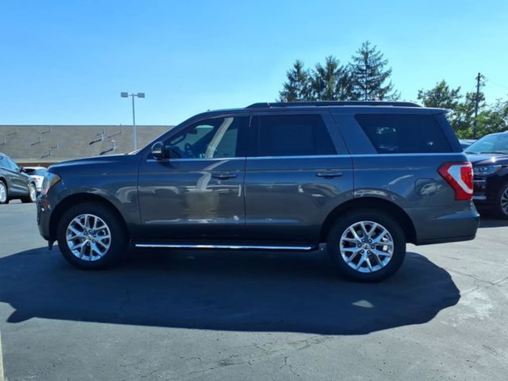 Used 2021 Ford Expedition XLT SUV