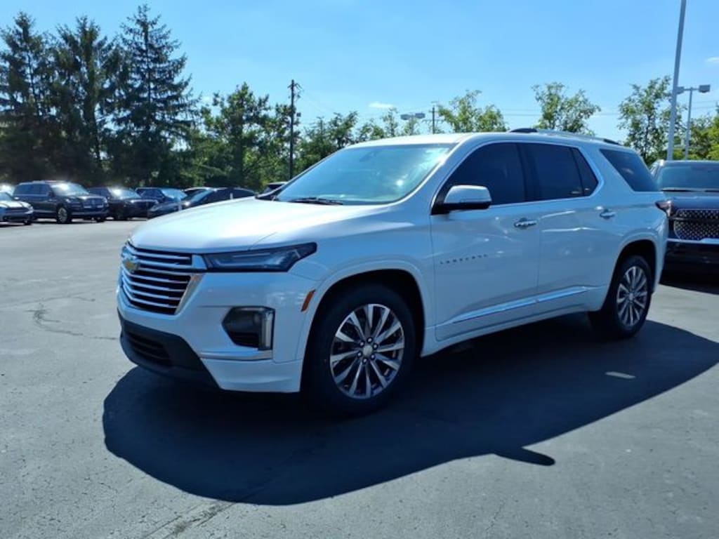 Used 2023 Chevrolet Traverse Premier SUV