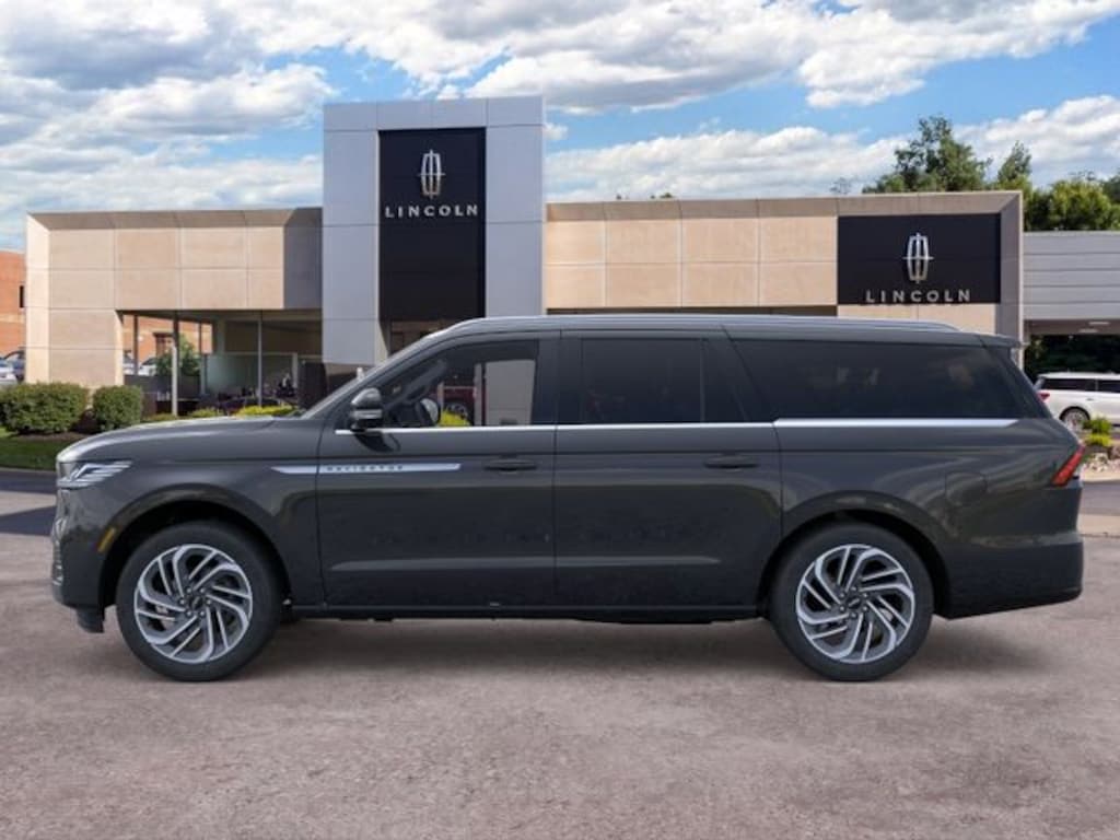 New 2025 Lincoln Navigator L Reserve SUV