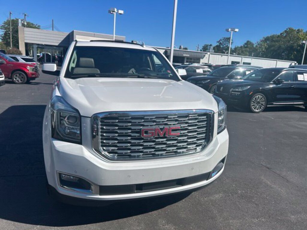 Used 2018 GMC Yukon XL Denali SUV