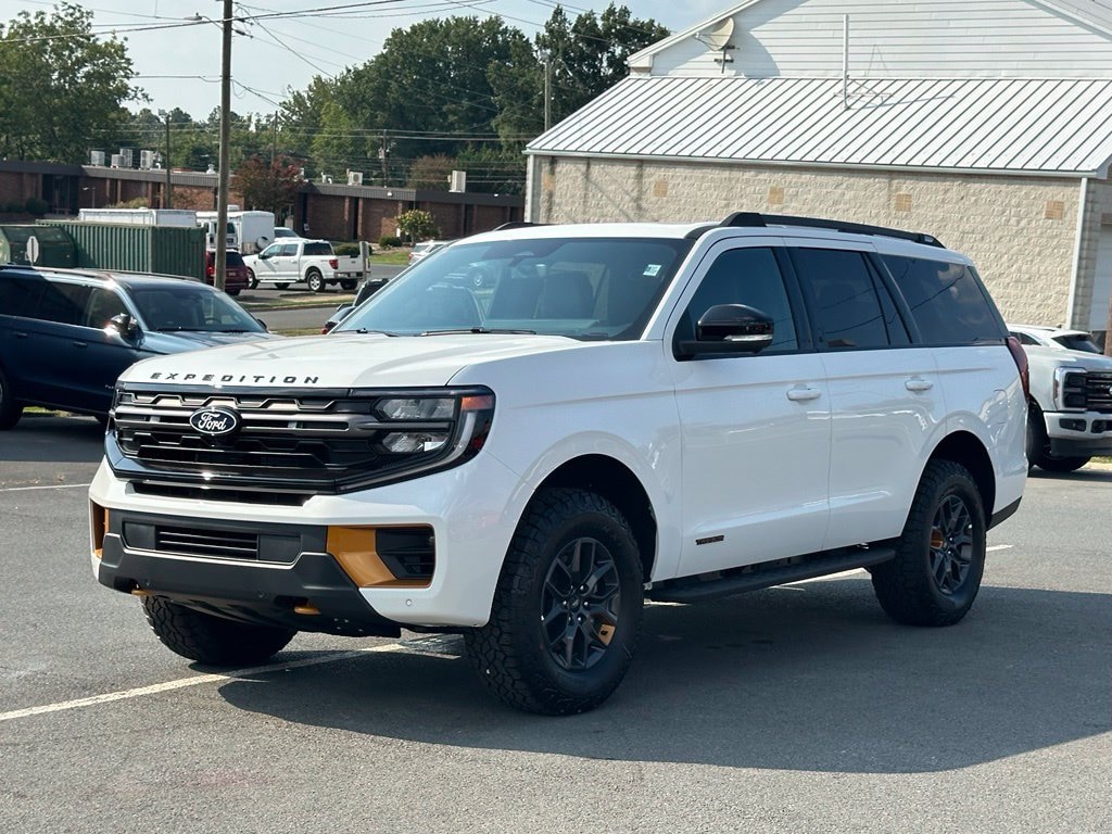 New 2027 Ford Expedition Tremor SUV