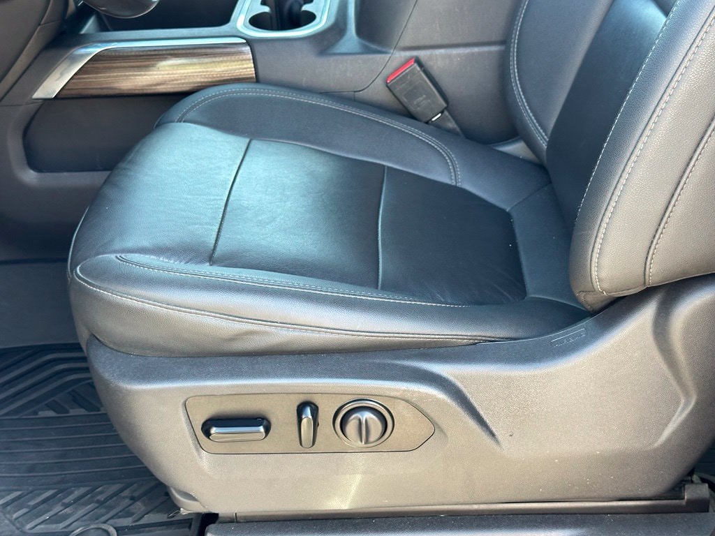 2021 Chevrolet Silverado 1500 RST - Photo 15