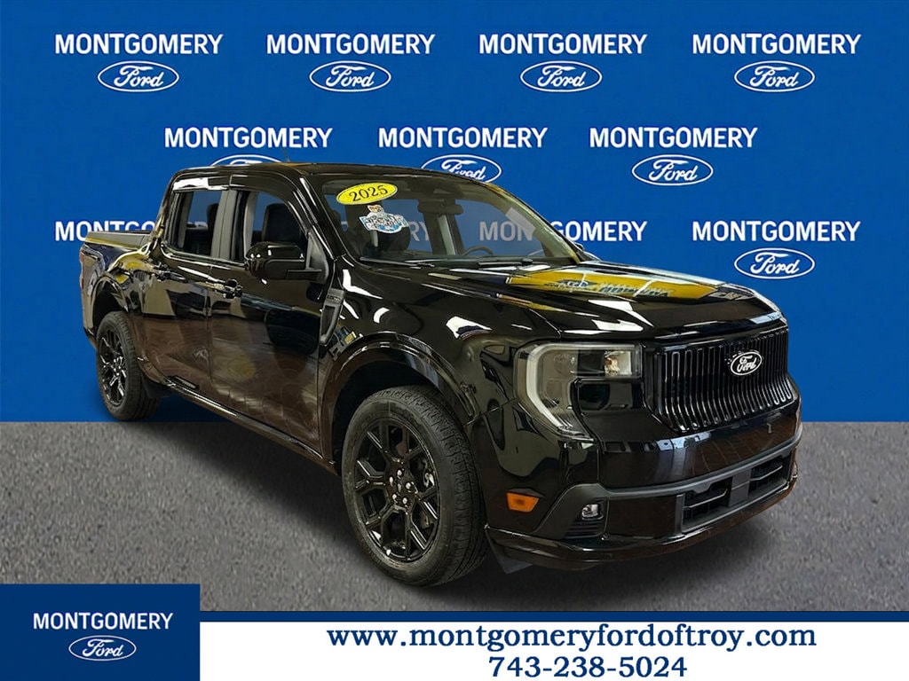 Used 2025 Ford Maverick Lobo Standard Crew Cab Short Bed Truck