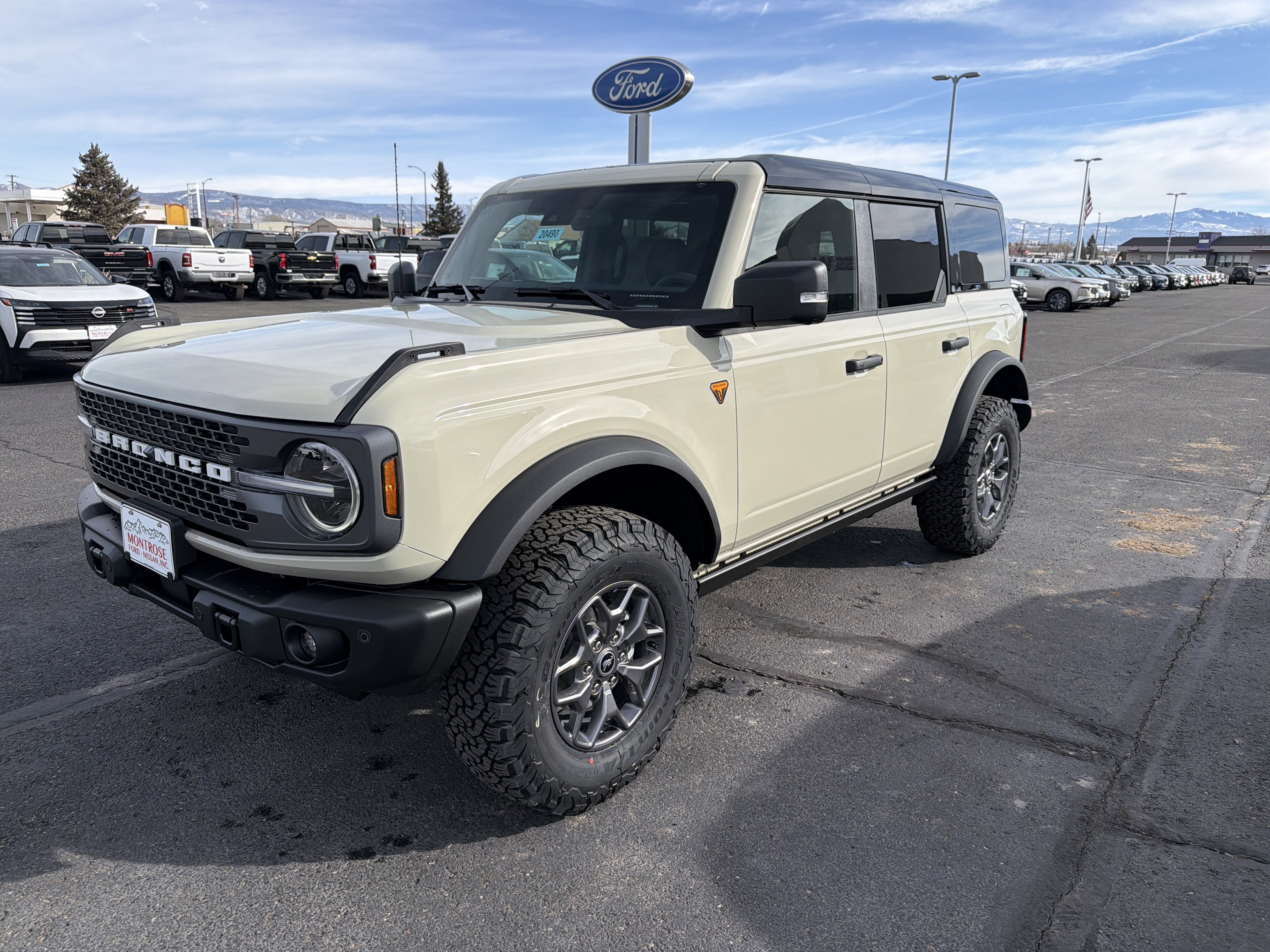 2025 Ford Bronco Badlands SUV