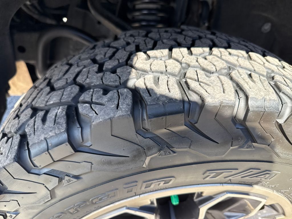 2019 Chevrolet Colorado ZR2 - Photo 37