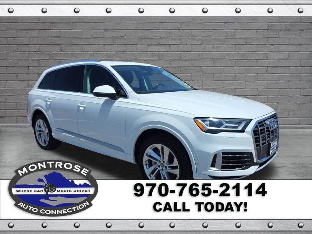 2020 Audi Q7 Premium Plus