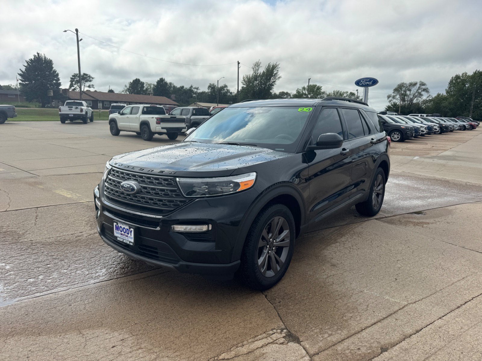 2024 Ford Explorer XLT
