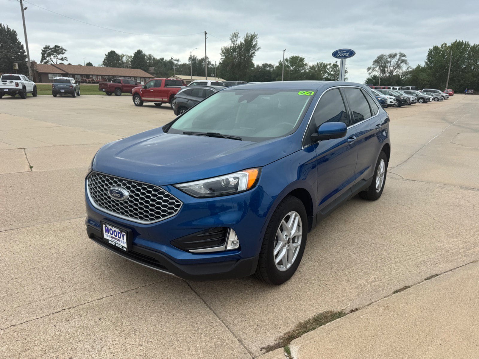 2024 Ford Edge