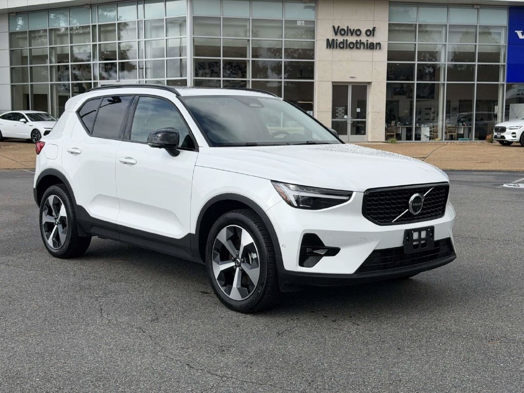 2026 Volvo XC40