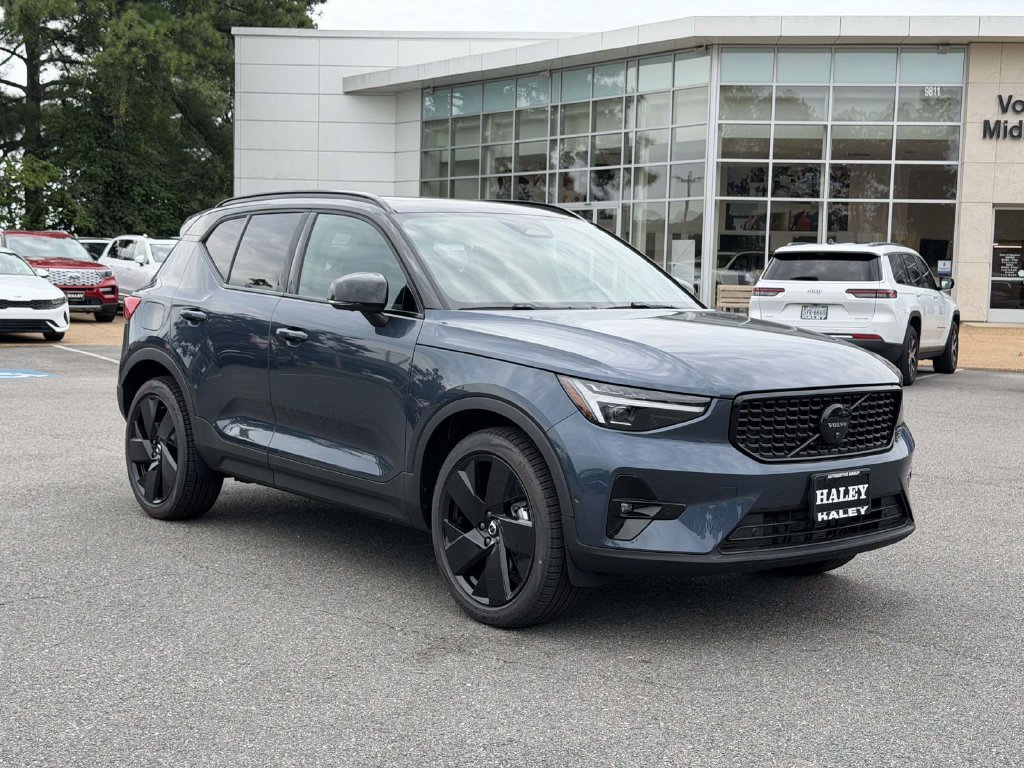 2026 Volvo XC40 B5 Ultra Black Edition AWD SUV