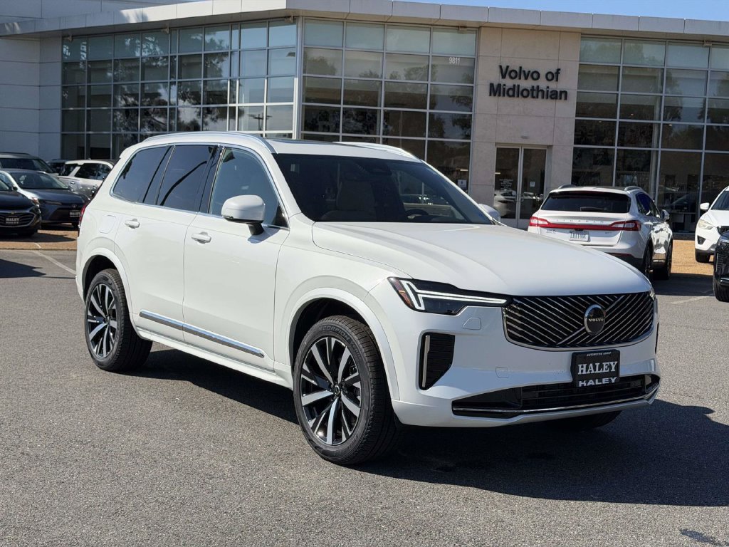 2027 Volvo XC90 B5 Core AWD SUV