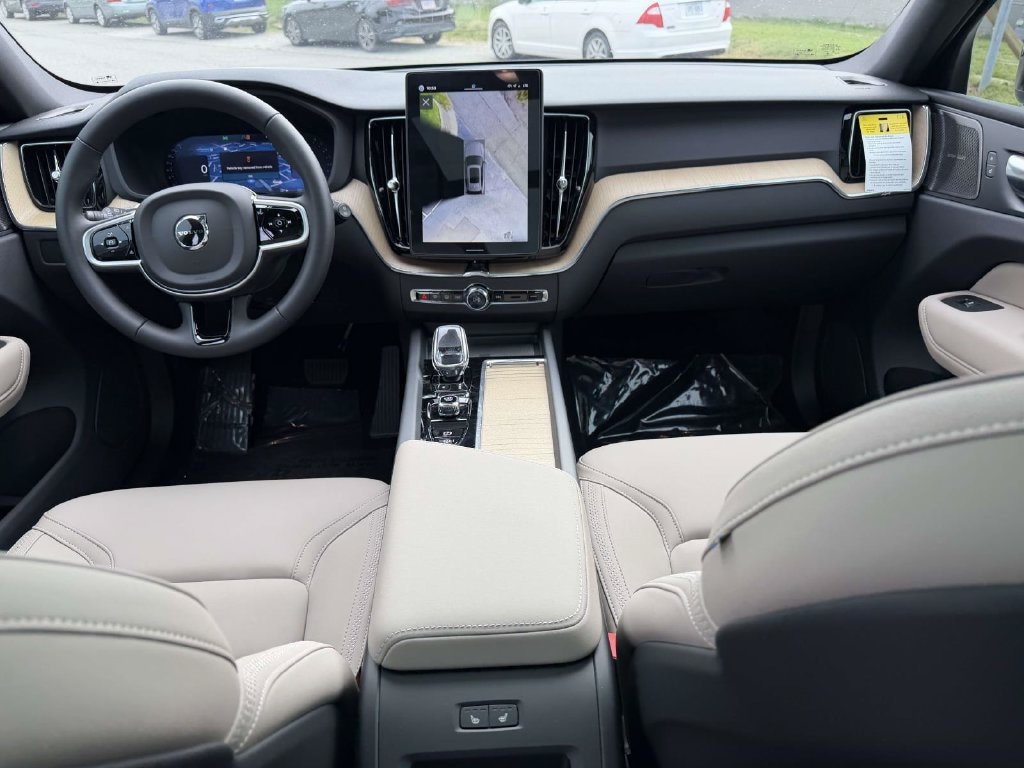 New 2026 Volvo XC60 B5 Plus SUV