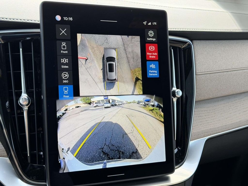 New 2026 Volvo XC90 B6 Plus 6-Seater SUV