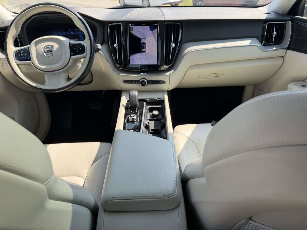 Used 2024 Volvo XC60 B5 Plus Dark Theme SUV