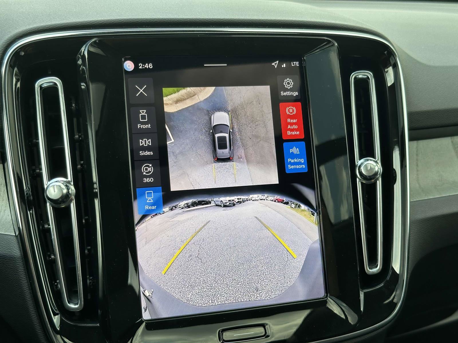 New 2026 Volvo XC40 B5 Plus SUV