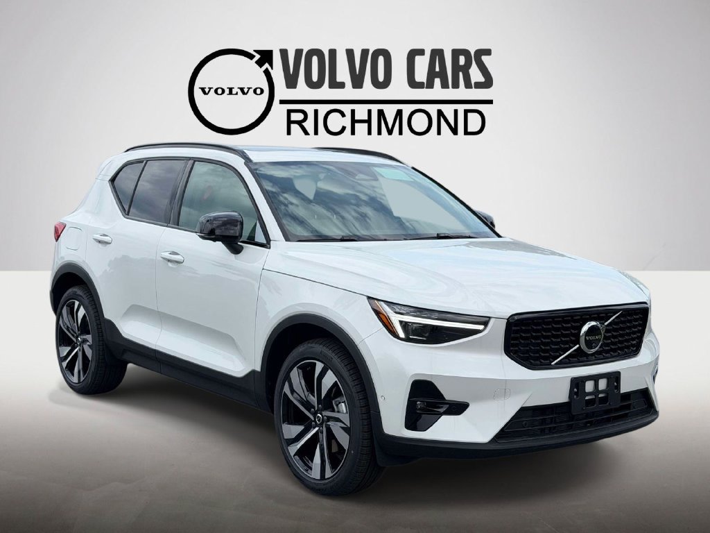 2026 Volvo XC40 B5 Ultra AWD SUV
