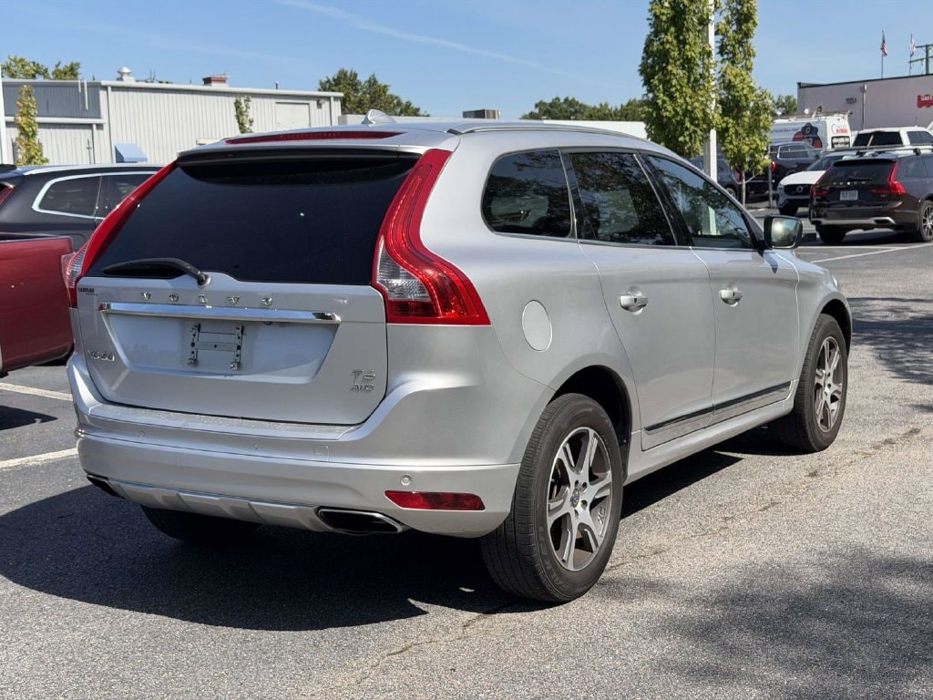 Used 2015 Volvo XC60 T6 Platinum SUV