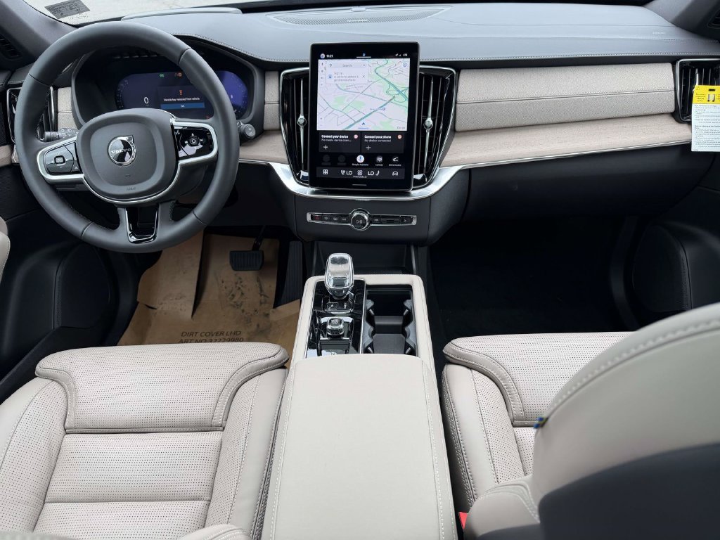 New 2026 Volvo XC90 B6 Ultra Dark Theme 7-Seater SUV