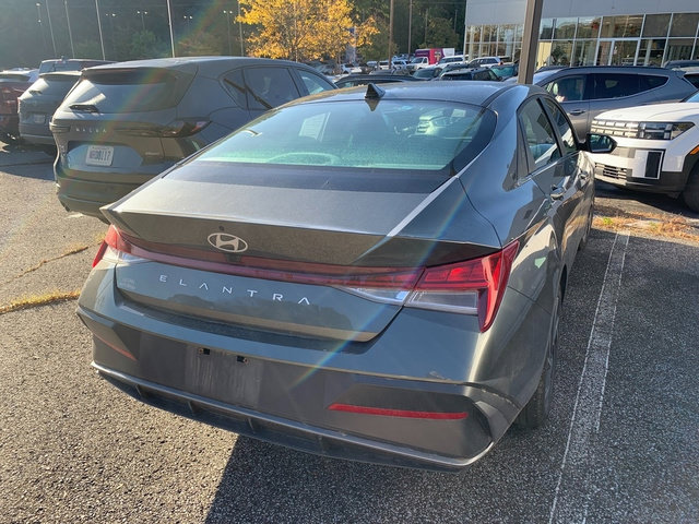 Certified 2024 Hyundai Elantra SEL Sedan