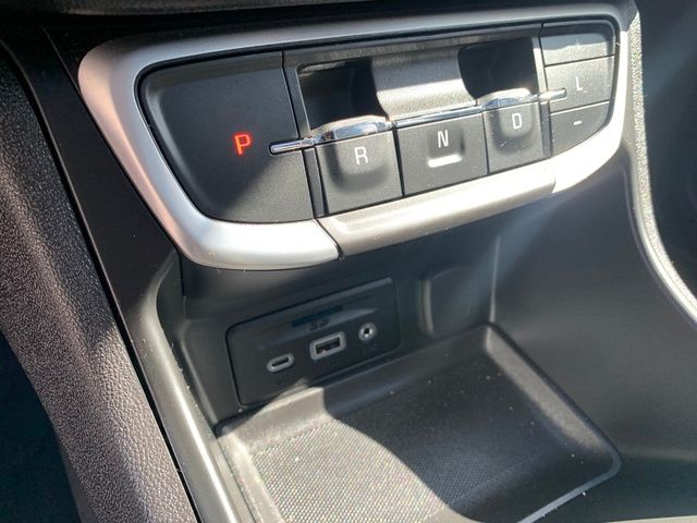 2023 GMC Terrain SLT - Photo 29