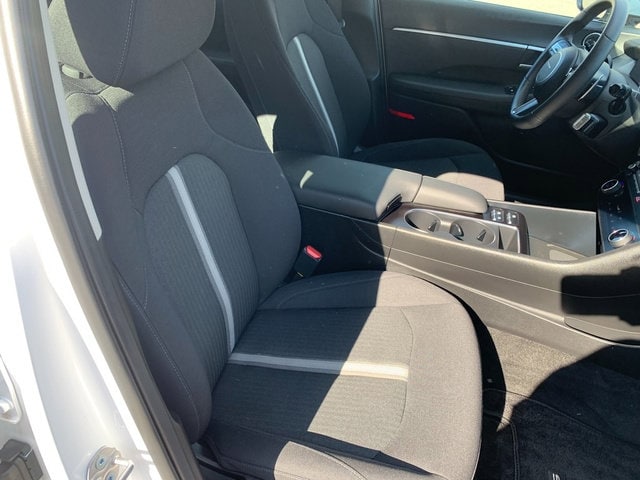 2026 Hyundai Sonata SEL - Photo 11