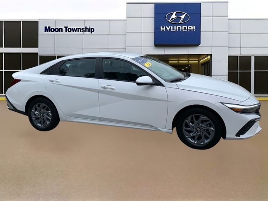 Certified 2024 Hyundai Elantra SEL Sedan
