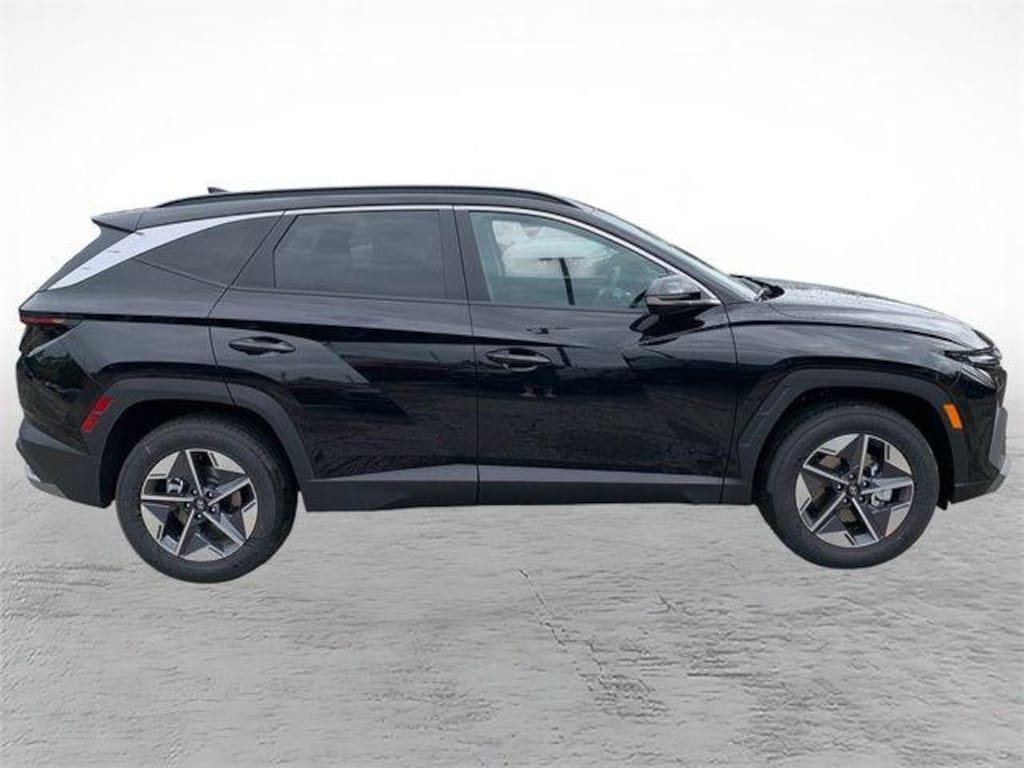 New 2026 Hyundai Tucson SEL Premium AWD SUV