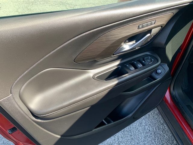 2023 GMC Terrain SLT - Photo 23