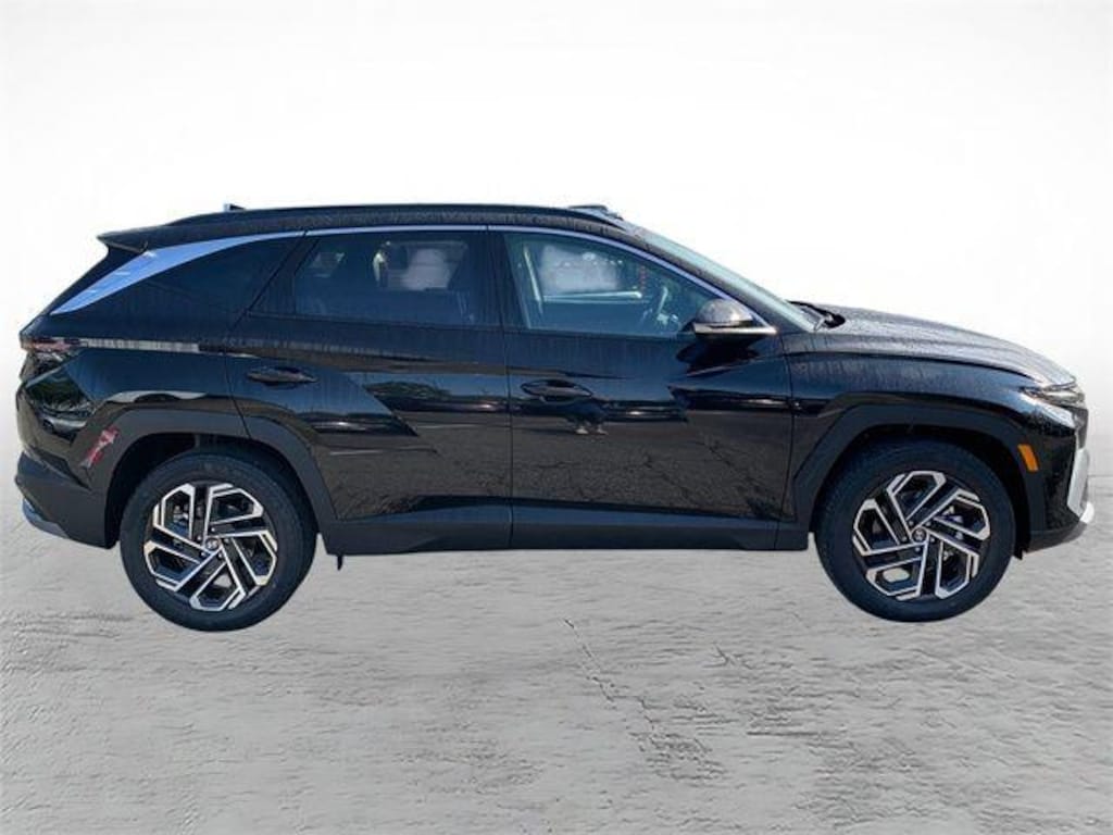 New 2026 Hyundai Tucson Hybrid Limited SUV