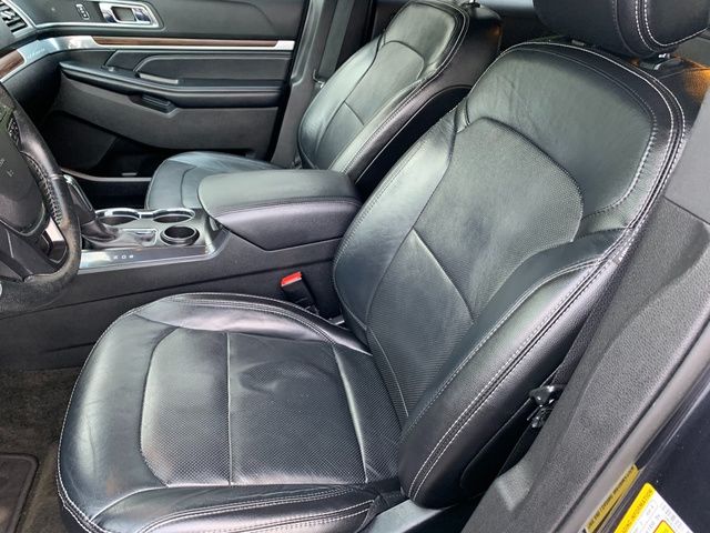 2017 Ford Explorer Limited - Photo 19