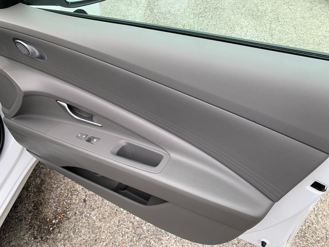 2024 Hyundai Elantra SEL - Photo 14