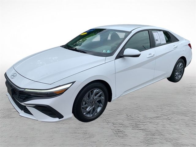 2024 Hyundai Elantra SEL - Photo 7