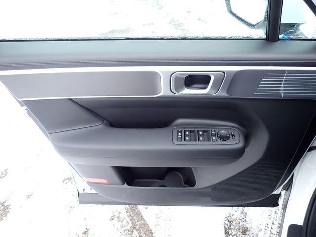 2026 Hyundai Santa Fe SE - Photo 14