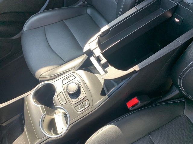 2023 GMC Terrain SLT - Photo 27