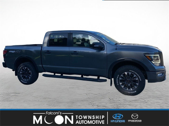  Nissan Titan