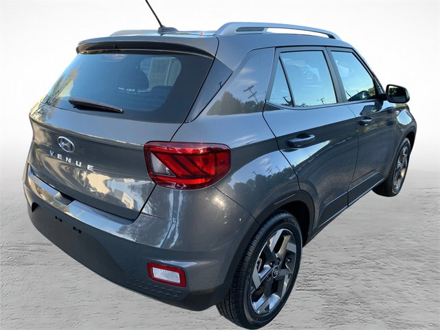 Used 2026 Hyundai Venue SEL SUV