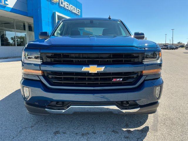 2018 Chevrolet Silverado 1500 LT Z71 - Photo 18